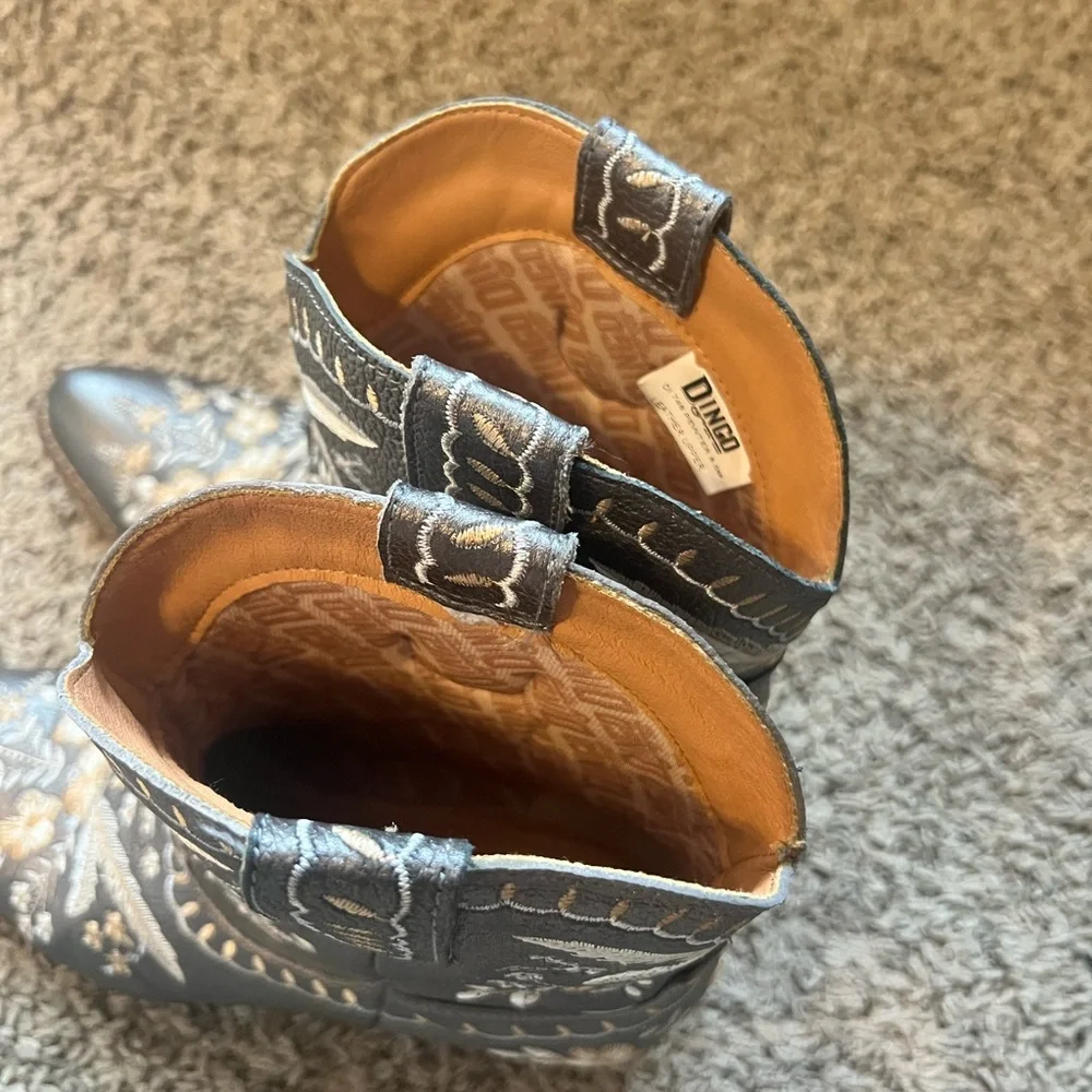 Dingo Black and White Embroidered Ankle Boots - Picture 2 of 2